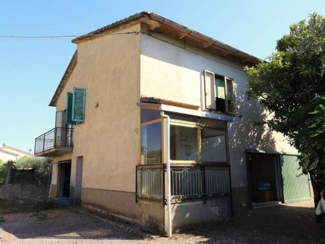 Villa Indipendente in vendita a Castiglion Fiorentino, Arezzo
