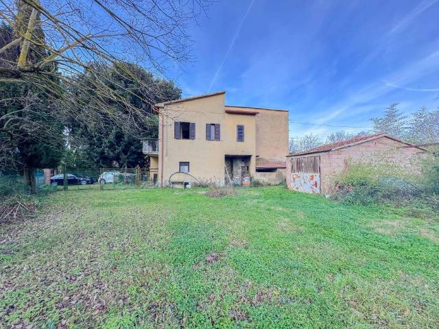 Villa Indipendente in vendita a Arezzo