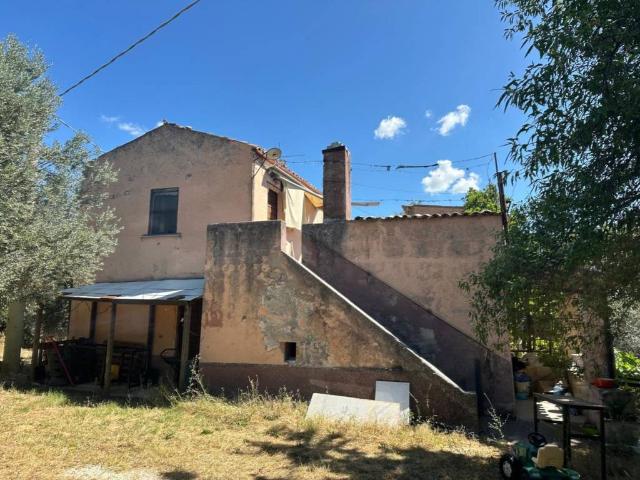 Villa Indipendente in vendita a Castiglione A Casauria, Abruzzo