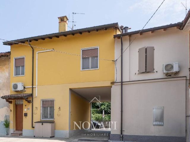 Villa Indipendente in vendita a Castiglione D'adda, Lombardia