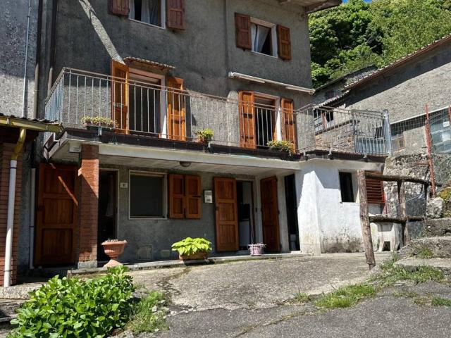 Villa Indipendente in vendita a Unione dell'Appennino Bolognese, Castiglione Dei Pepoli