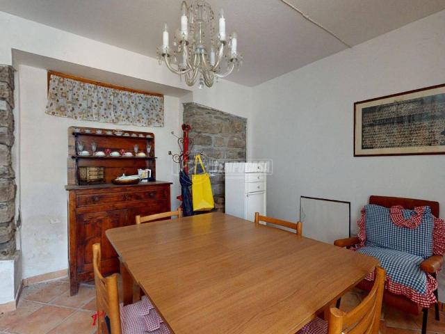 Villa Indipendente in vendita a Unione dell'Appennino Bolognese, Castiglione Dei Pepoli