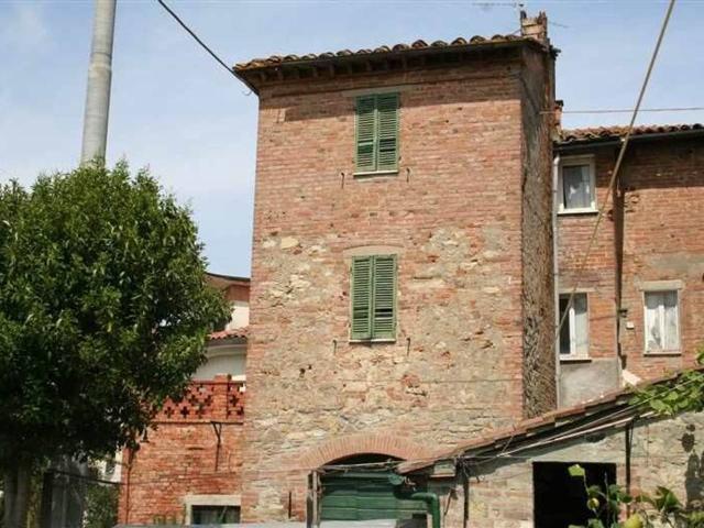 Villa Indipendente in vendita a Macchie, Gioiella