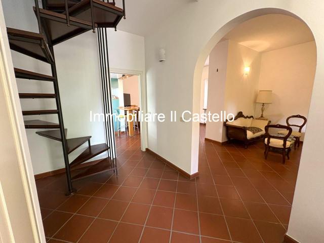 Villa Indipendente in vendita a Poggetto, Gioiella
