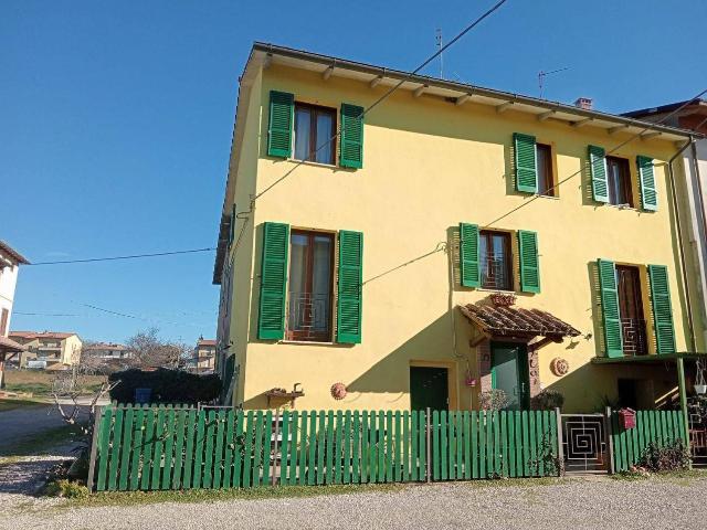 Villa Indipendente in vendita a Macchie, Gioiella
