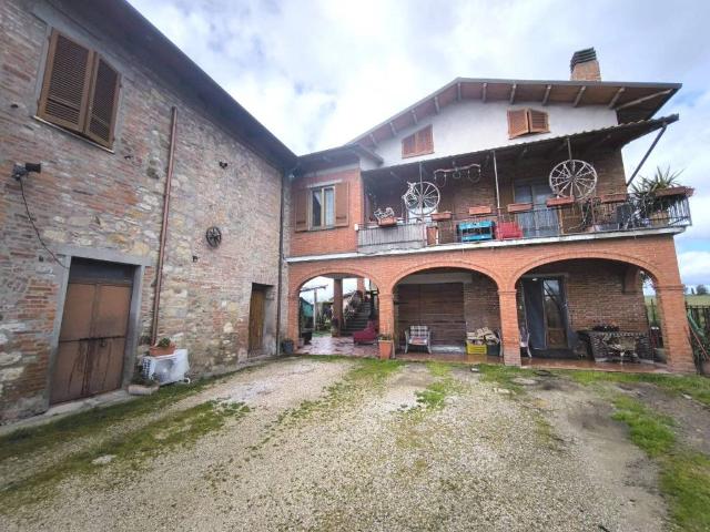 Villa Indipendente in vendita a Carraia, Gioiella