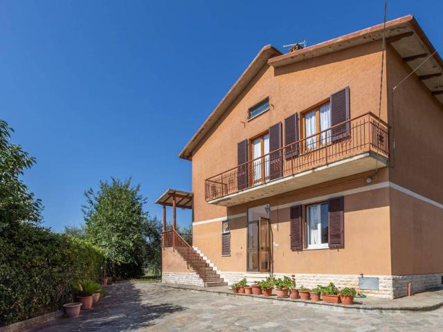 Villa Indipendente in vendita a Gioiella, Umbria