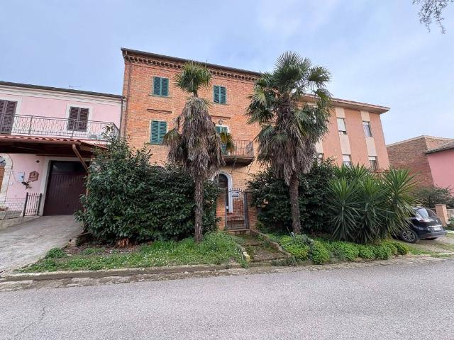 Villa Indipendente in vendita a Gioiella, Umbria