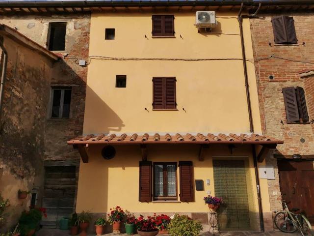 Villa Indipendente in vendita a Gioiella, Umbria