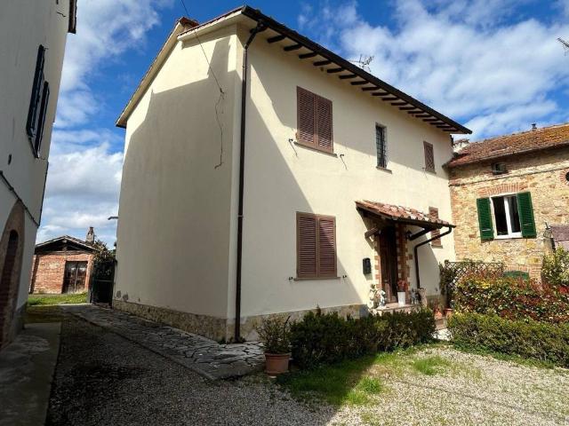 Villa Indipendente in vendita a Poggetto, Gioiella