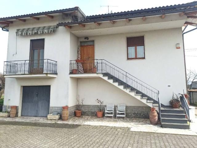 Villa Indipendente in vendita a Poggetto, Gioiella