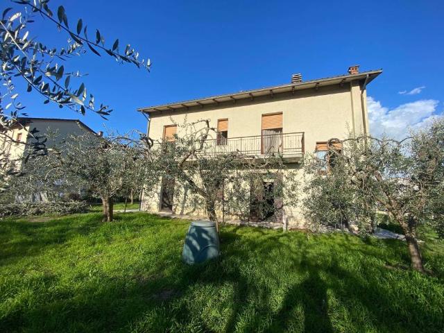 Villa Indipendente in vendita a Gioiella, Umbria