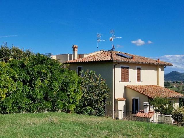 Villa Indipendente in vendita a Gioiella, Umbria