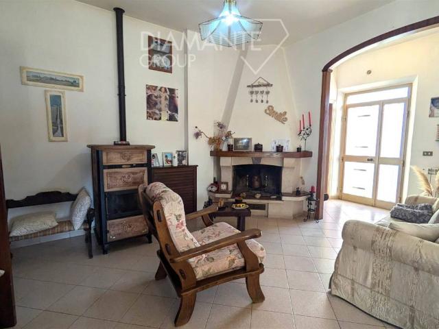 Villa Indipendente in vendita a Gioiella, Umbria