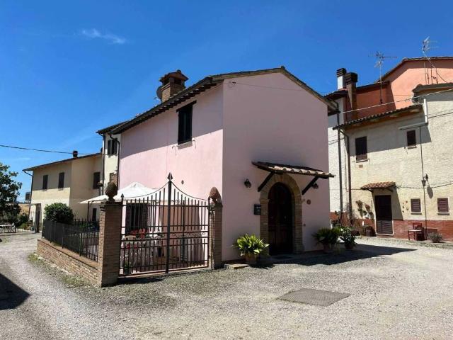 Villa Indipendente in vendita a Gioiella, Umbria