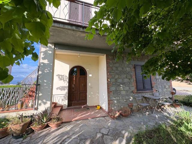 Villa Indipendente in vendita a Poggetto, Gioiella