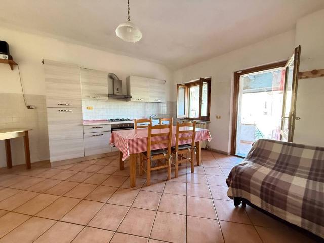 Villa Indipendente in vendita a Carraia, Gioiella