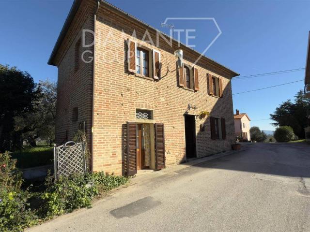 Villa Indipendente in vendita a Gioiella, Umbria