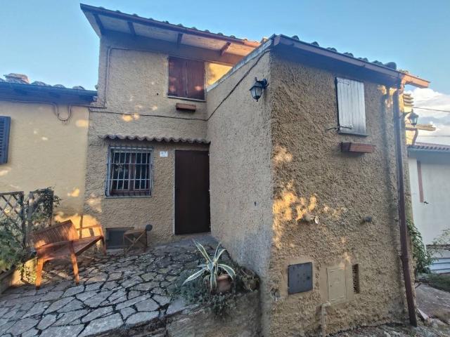 Villa Indipendente in vendita a Vaiano, Castiglione del Lago