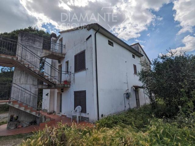Villa Indipendente in vendita a Gioiella, Umbria