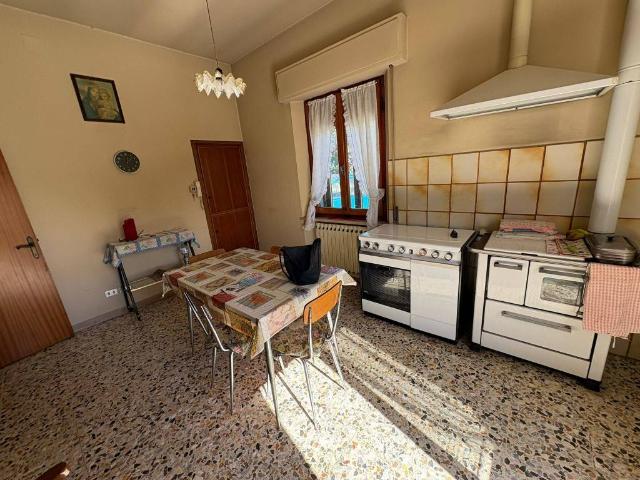 Villa Indipendente in vendita a Poggetto, Gioiella