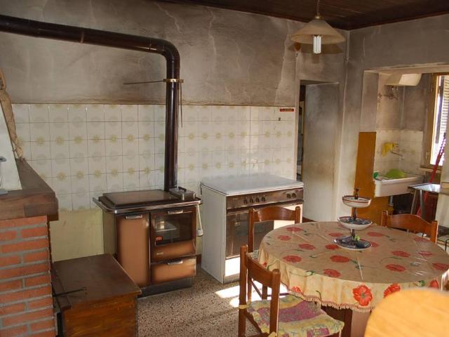 Villa Indipendente in vendita a Poggetto, Gioiella