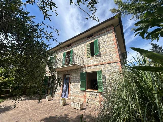 Villa Indipendente in vendita a Gioiella, Umbria