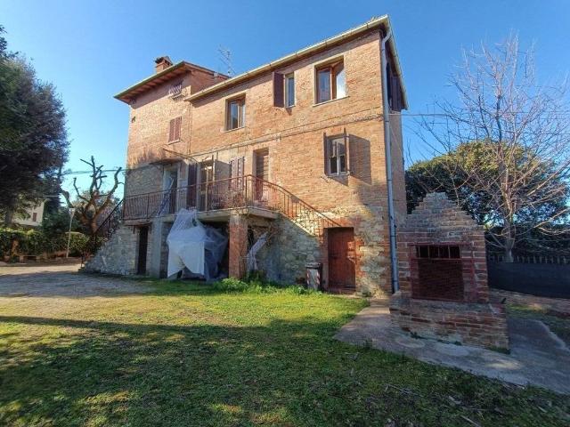 Villa Indipendente in vendita a Badia, Gioiella