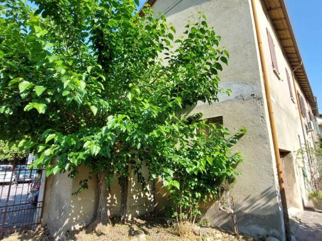 Villa Indipendente in vendita a Castiglione Delle Stiviere, Lombardia