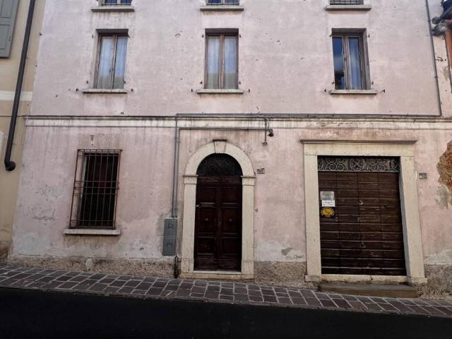 Villa Indipendente in vendita a Castiglione Delle Stiviere, Lombardia