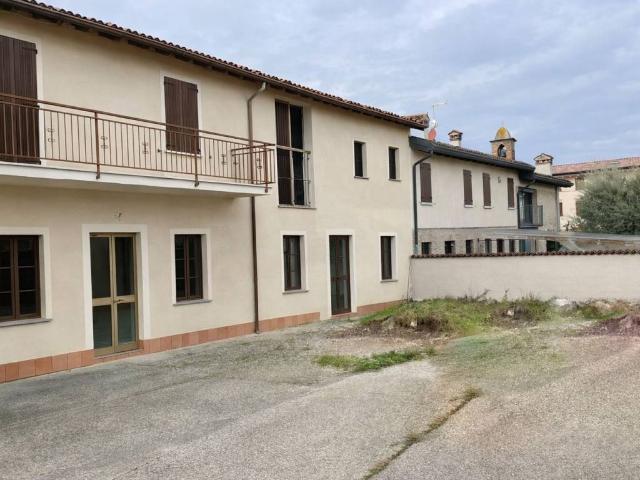 Villa Indipendente in vendita a Castiglione Delle Stiviere, Lombardia
