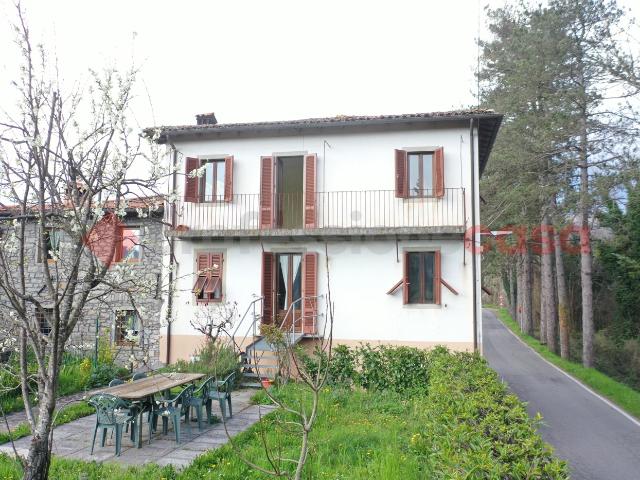 Villa Indipendente in vendita a Unione Comuni Garfagnana, Castiglione Di Garfagnana