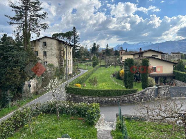 Villa Indipendente in vendita a Unione Comuni Garfagnana, Castiglione Di Garfagnana