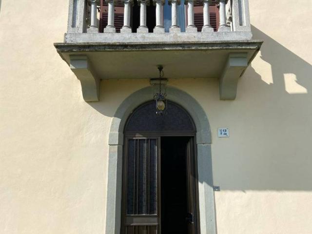Villa Indipendente in vendita a Unione Comuni Garfagnana, Castiglione Di Garfagnana