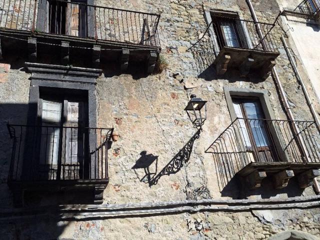Villa Indipendente in vendita a Castiglione Di Sicilia, Sicilia