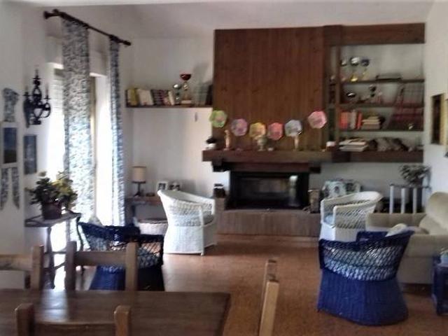 Villa Indipendente in vendita a Castiglione in Teverina, Viterbo