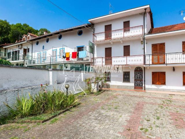 Villa Indipendente in vendita a Castiglione Torinese, Piemonte