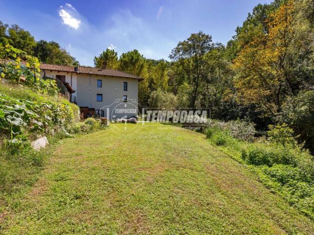 Villa Indipendente in vendita a Castiglione Torinese, Piemonte