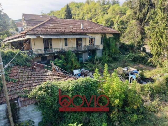 Villa Indipendente in vendita a Castiglione Alto, Castiglione Torinese
