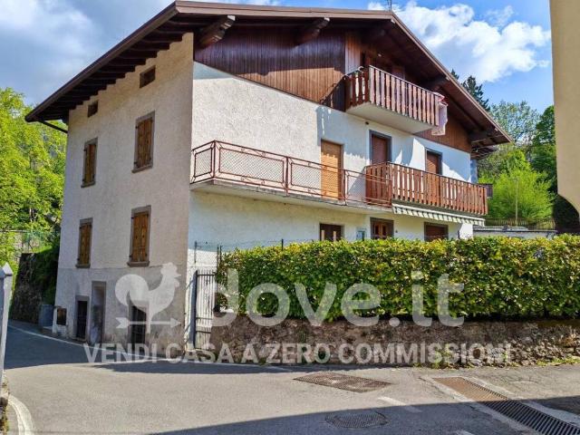 Villa Indipendente in vendita a Castione Della Presolana, Lombardia
