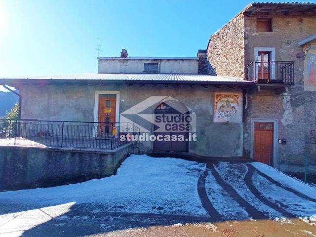 Villa Indipendente in vendita a Dorga, Castione Della Presolana