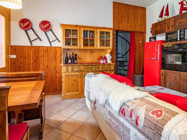 Villa Indipendente in vendita a Dorga, Castione Della Presolana