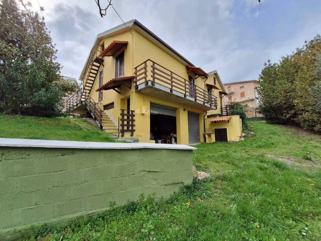 Villa Indipendente in vendita a Marche, Ascoli Piceno