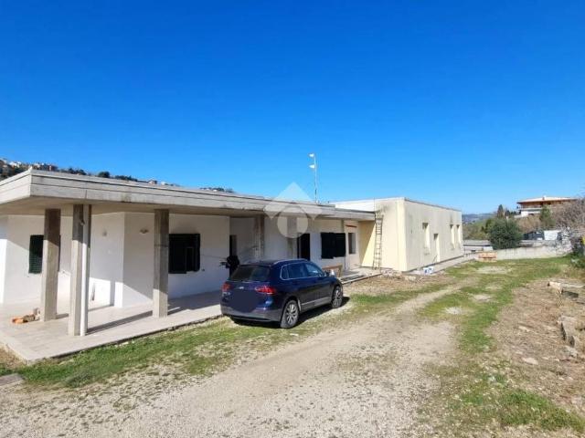 Villa Indipendente in vendita a San Silvestro, Marche