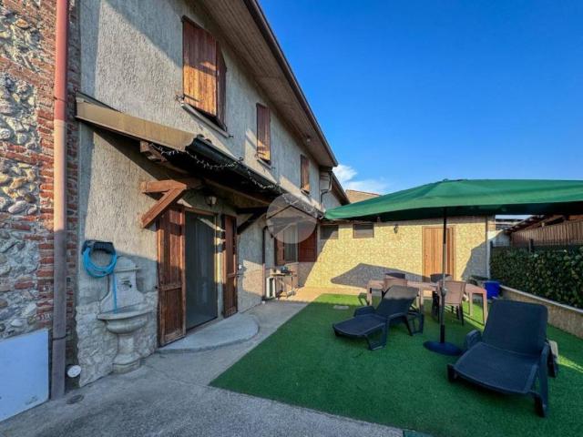 Villa Indipendente in vendita a Castrezzato, Lombardia