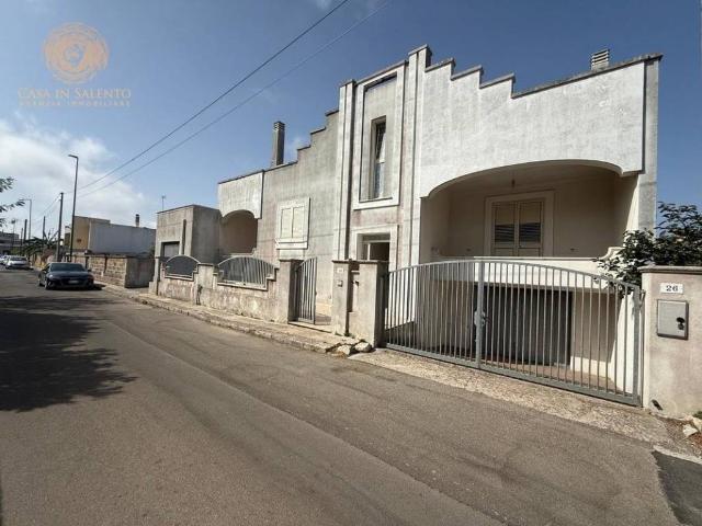 Villa Indipendente in vendita a Puglia, Lecce