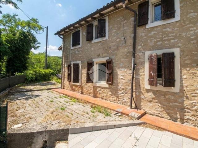 Villa Indipendente in vendita a Langhirano, Reggio Emilia