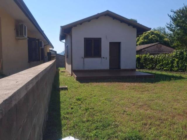 Villa Indipendente in vendita a Castro Dei Volsci, Lazio