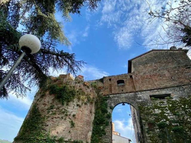 Villa Indipendente in vendita a Unione di Comuni della Romagna Forlivese, Castrocaro Terme
