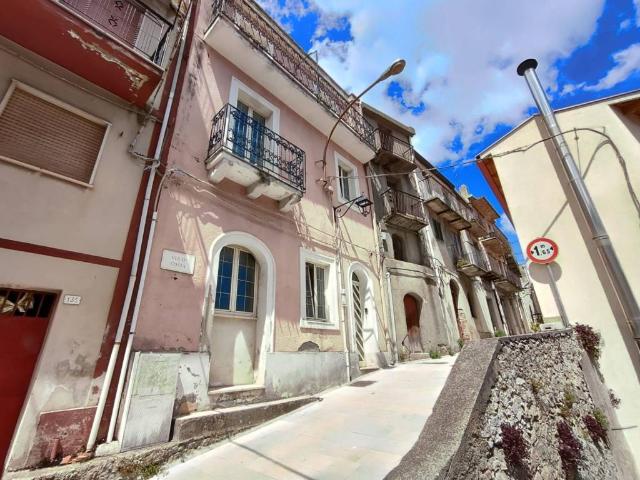 Villa Indipendente in vendita a Castroreale, Sicilia